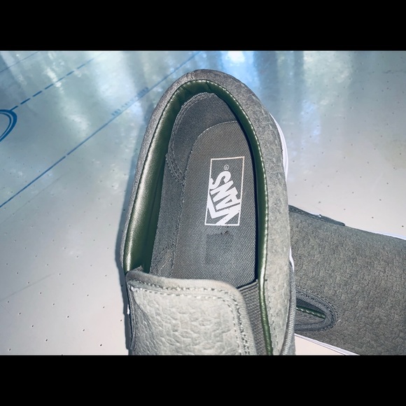 SOLD! - Picture 2 of 2